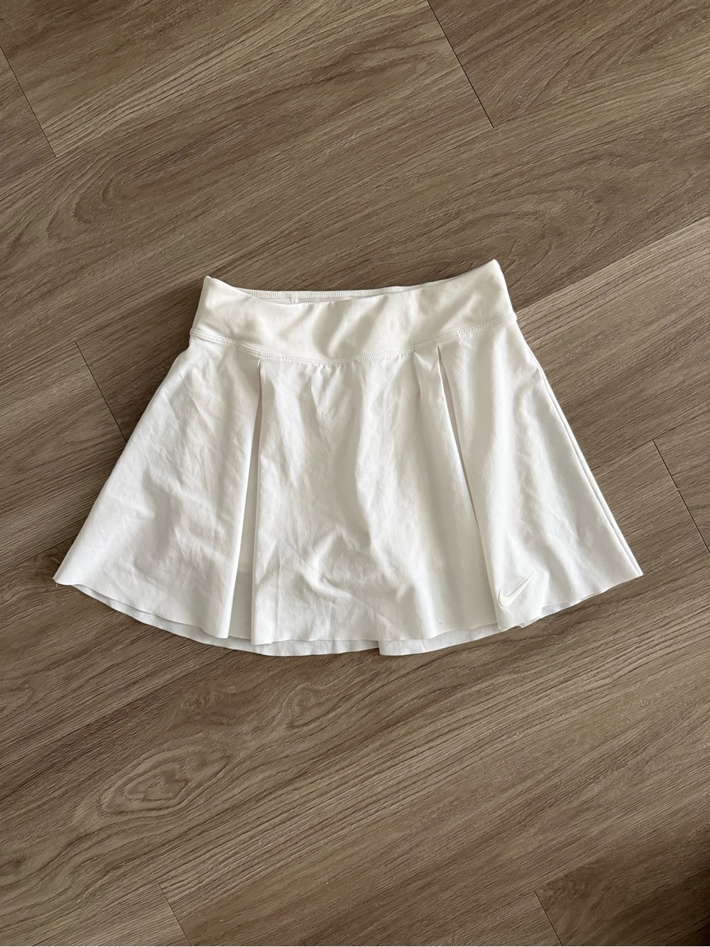 Nike White Pleated Athletic Skort